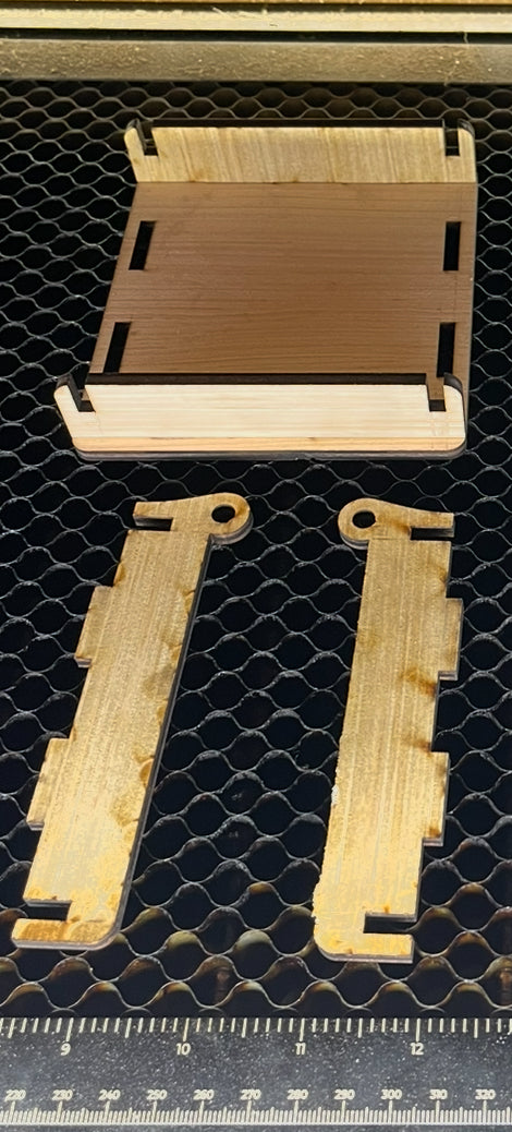 Three Heroes - Memento Box