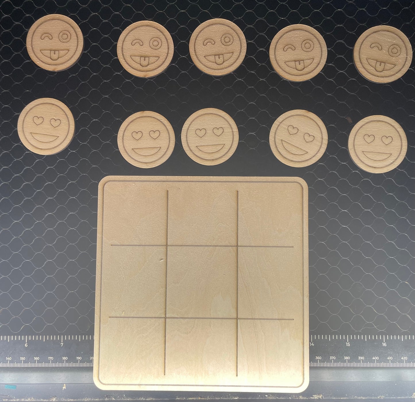 Emojis ~ Tic-Tac-Toe