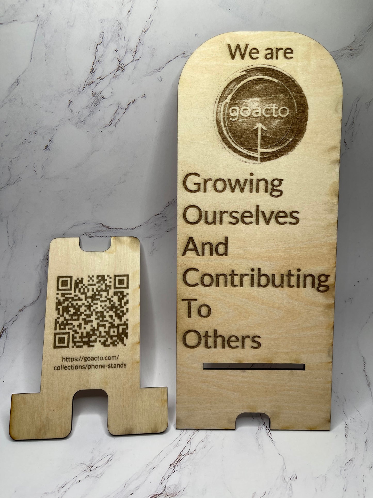 Engraved GOACTO - Phone Stand