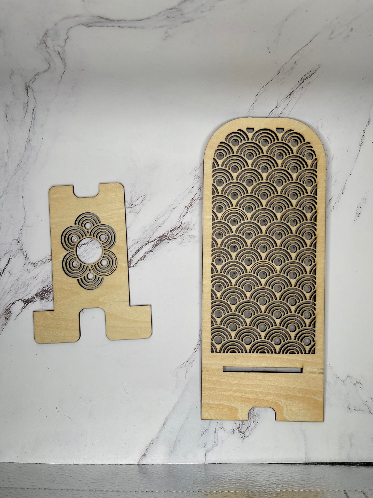 Geometry - Phone Stand